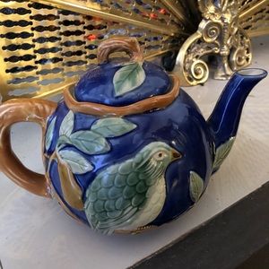 TEA POT blue with bird